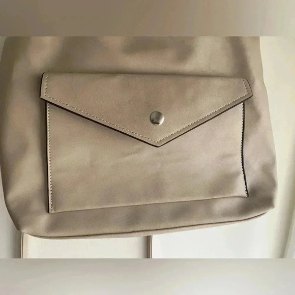 Olivia Miller Shoulder Crossbody Bag Tote Fold Over Purse Adjustable Strap Tan - Picture 5 of 12